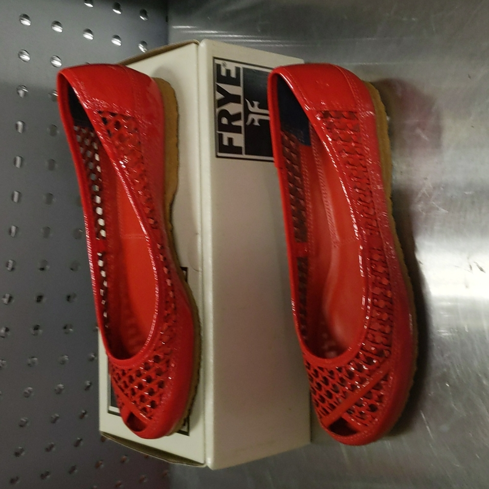 Frye - Emma Woven Peep Toe (Tomato) - Picture 5 of 6